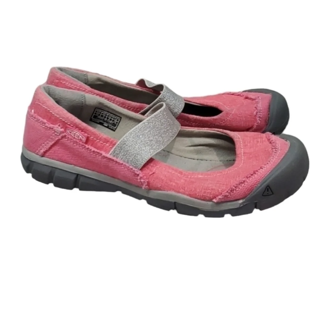 Keen Kids Big Girls Clogs Outdoor Flats shoes sz 3
